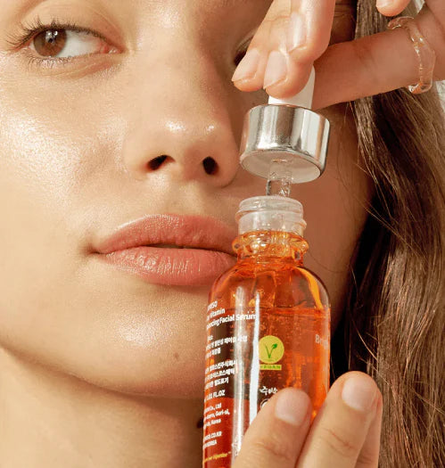 JUMISO.   All Day Vitamin Brightening & Balancing Facial Serum.
