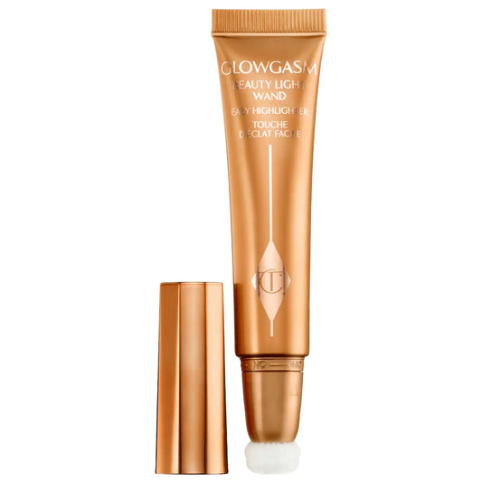 CHARLOTTE TILBURY.  Beauty Highlighter Wand. |  Goldgasm - gold highlight
